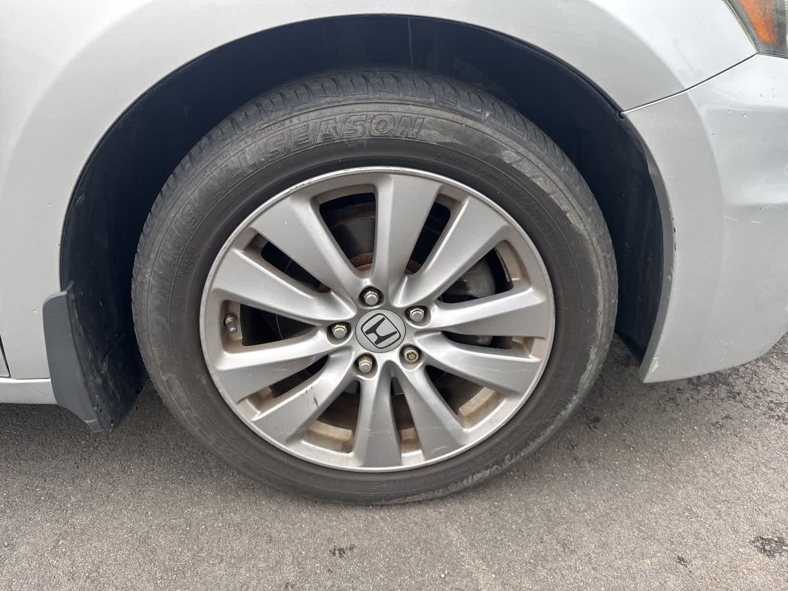 2011 Honda Accord EX-L 26