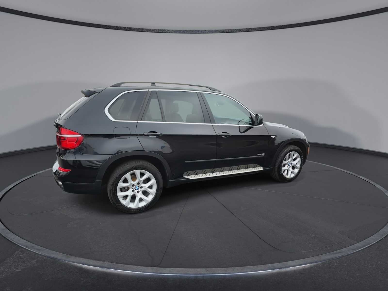 Thumbnail: 2013 BMW X5 - 8