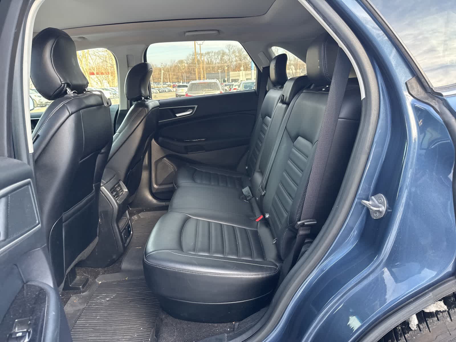 Thumbnail: 2019 Ford Edge - 10