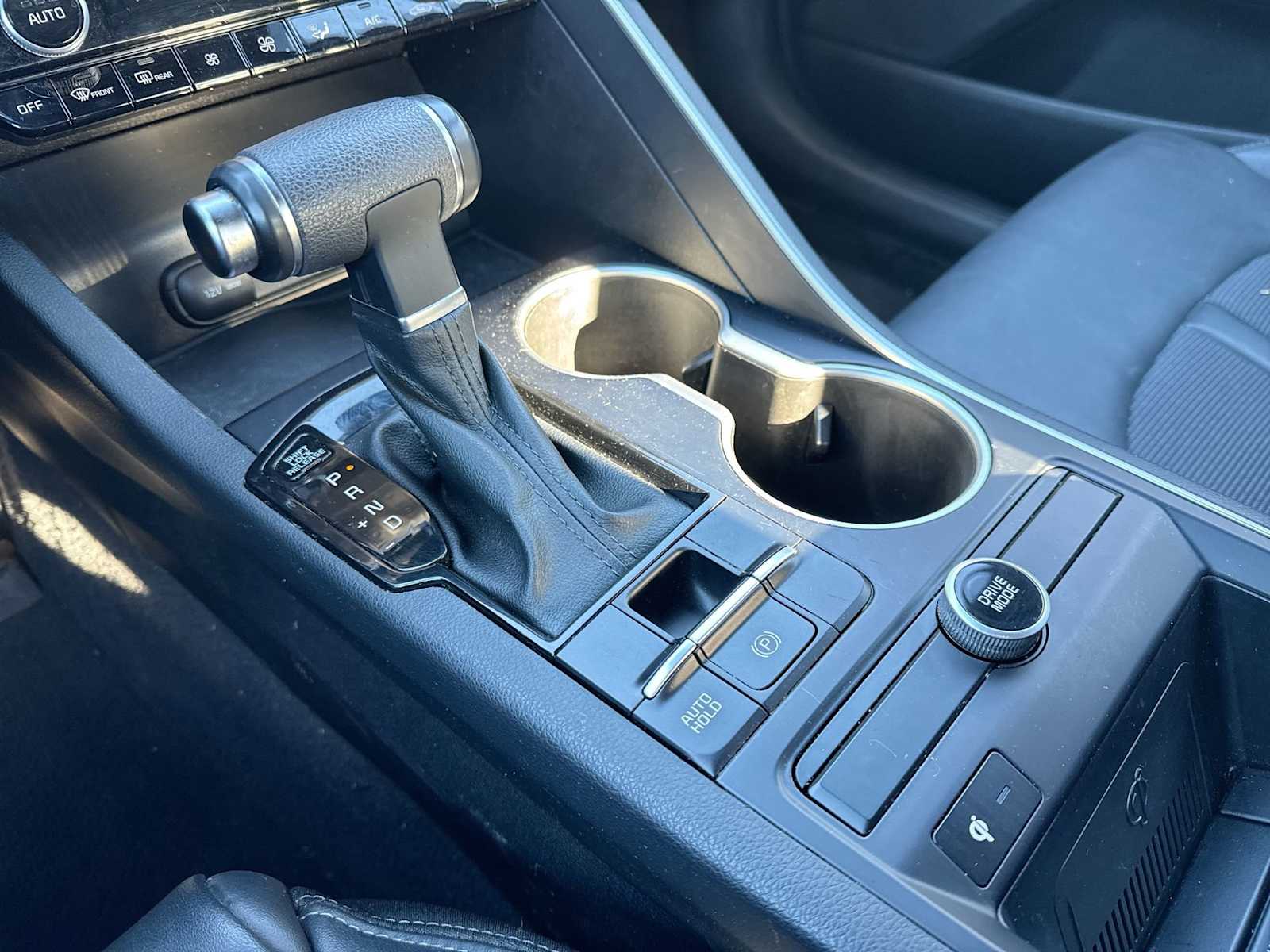 Thumbnail: 2022 Kia K5 - 29