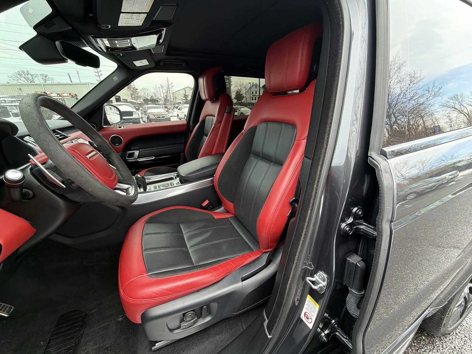 Thumbnail: 2020 Land Rover Range Rover Sport - 21