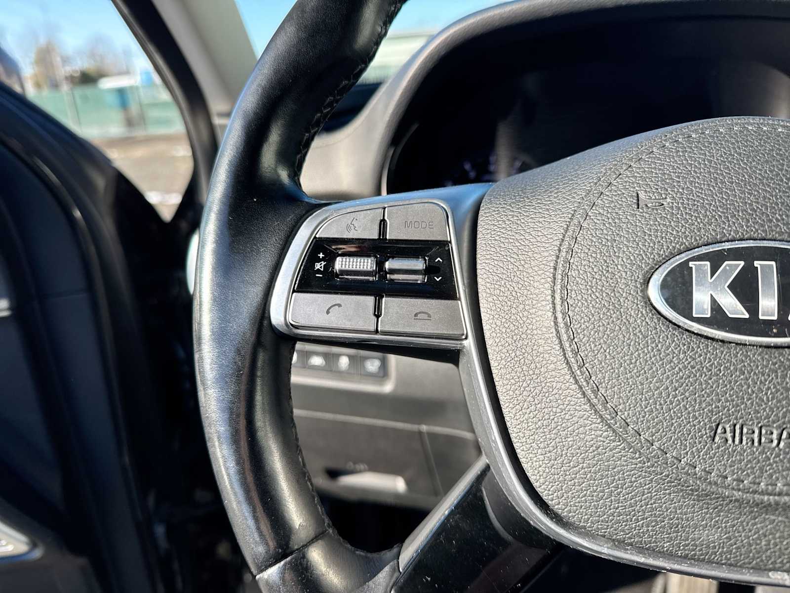 Thumbnail: 2021 Kia Telluride - 24