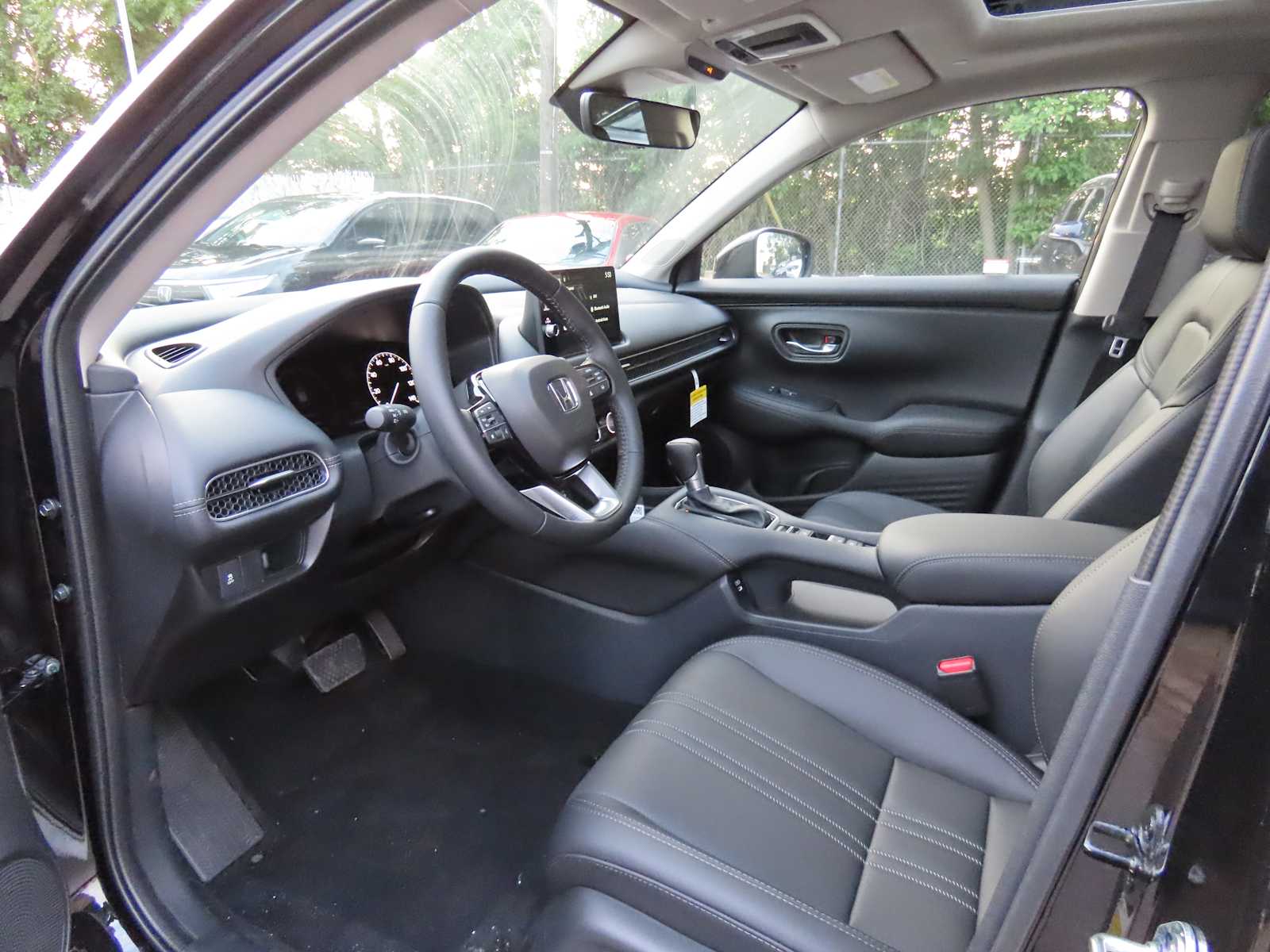 Thumbnail: 2027 Honda HR-V - 2