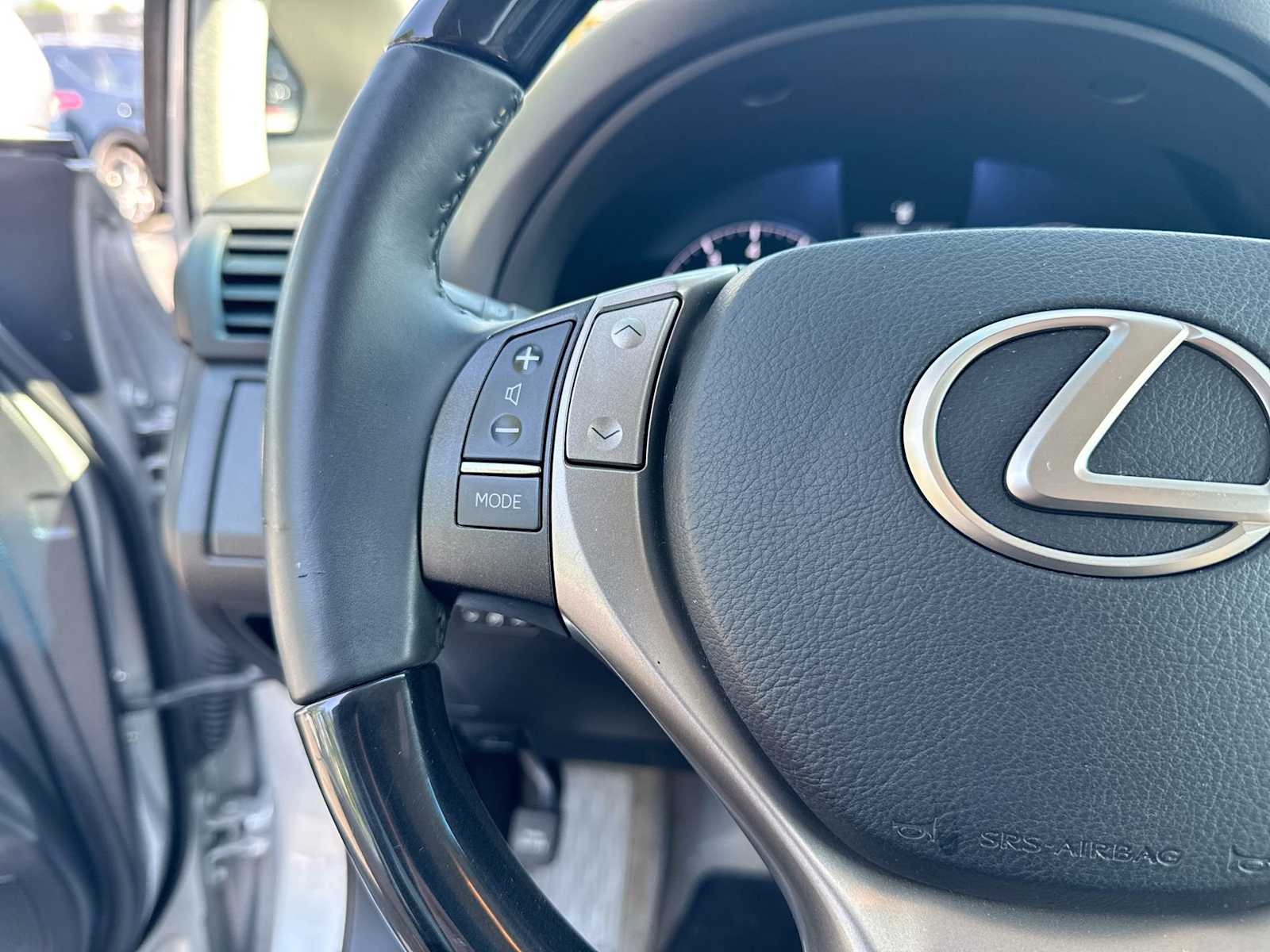 Thumbnail: 2015 Lexus RX - 25
