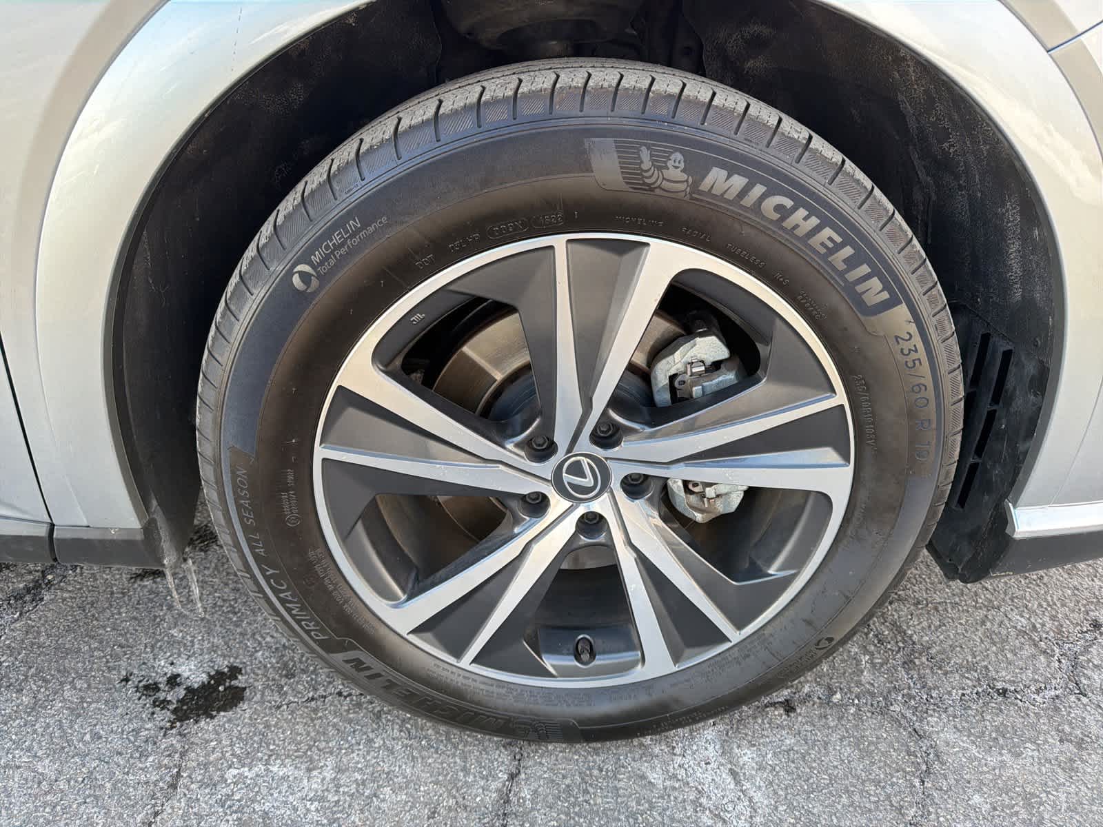 Thumbnail: 2023 Lexus RX - 26