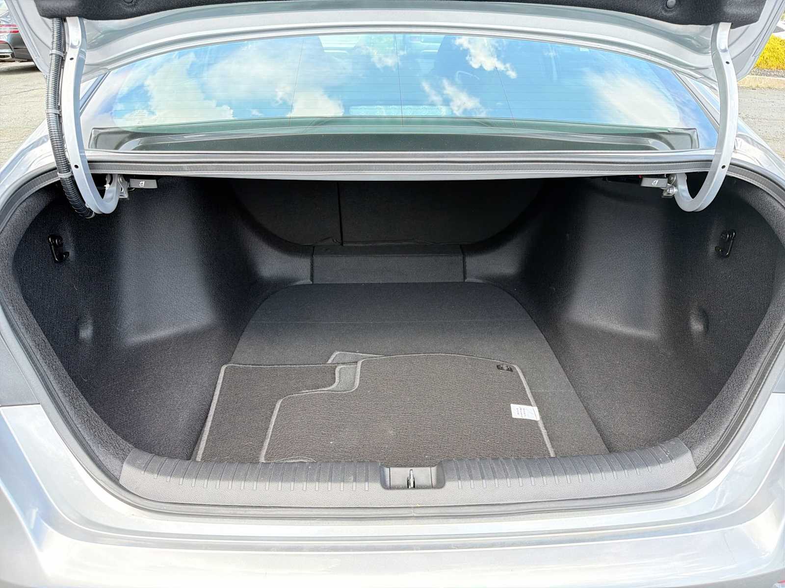 Thumbnail: 2025 Honda Accord - 32