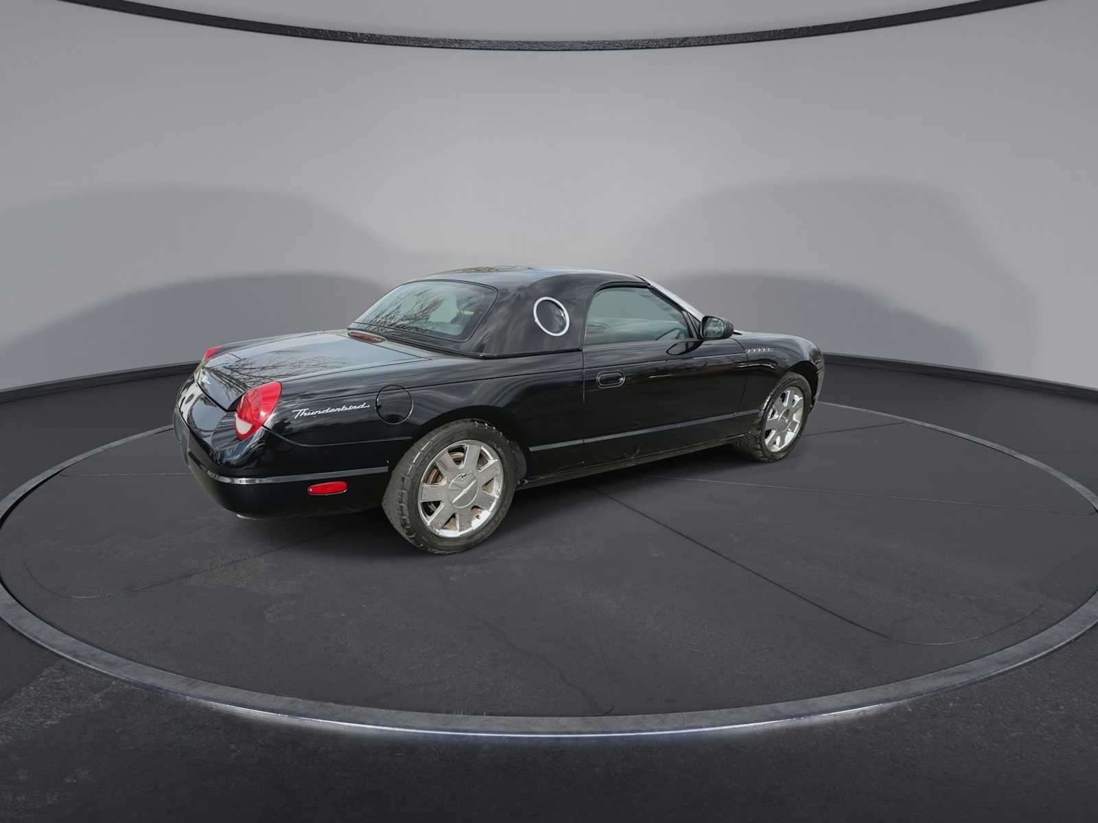 Thumbnail: 2002 Ford Thunderbird - 8