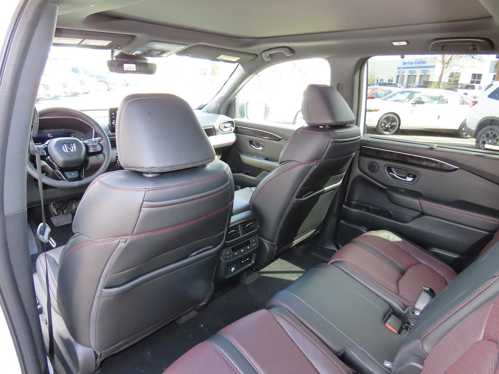Thumbnail: 2025 Honda Pilot - 16
