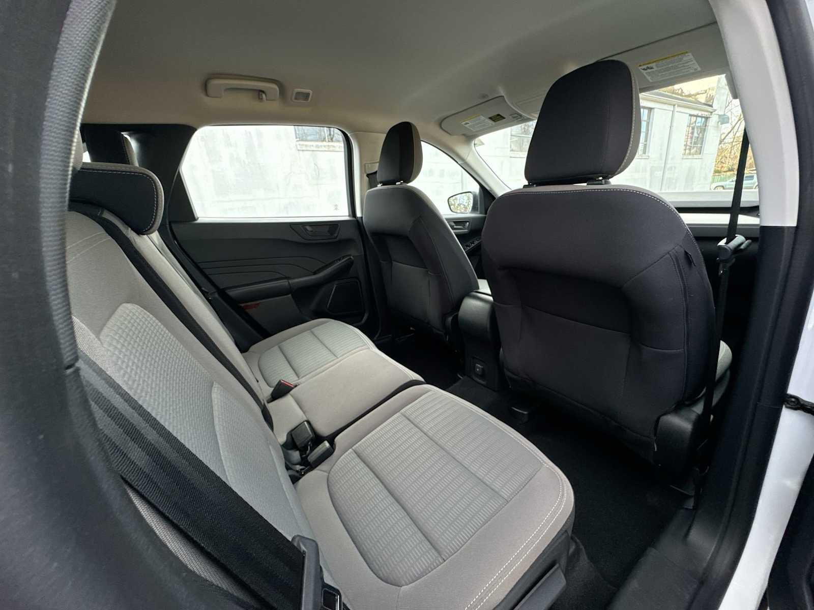 Thumbnail: 2022 Ford Escape - 14