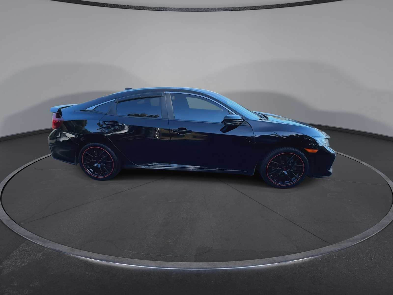 Thumbnail: 2018 Honda Civic - 9