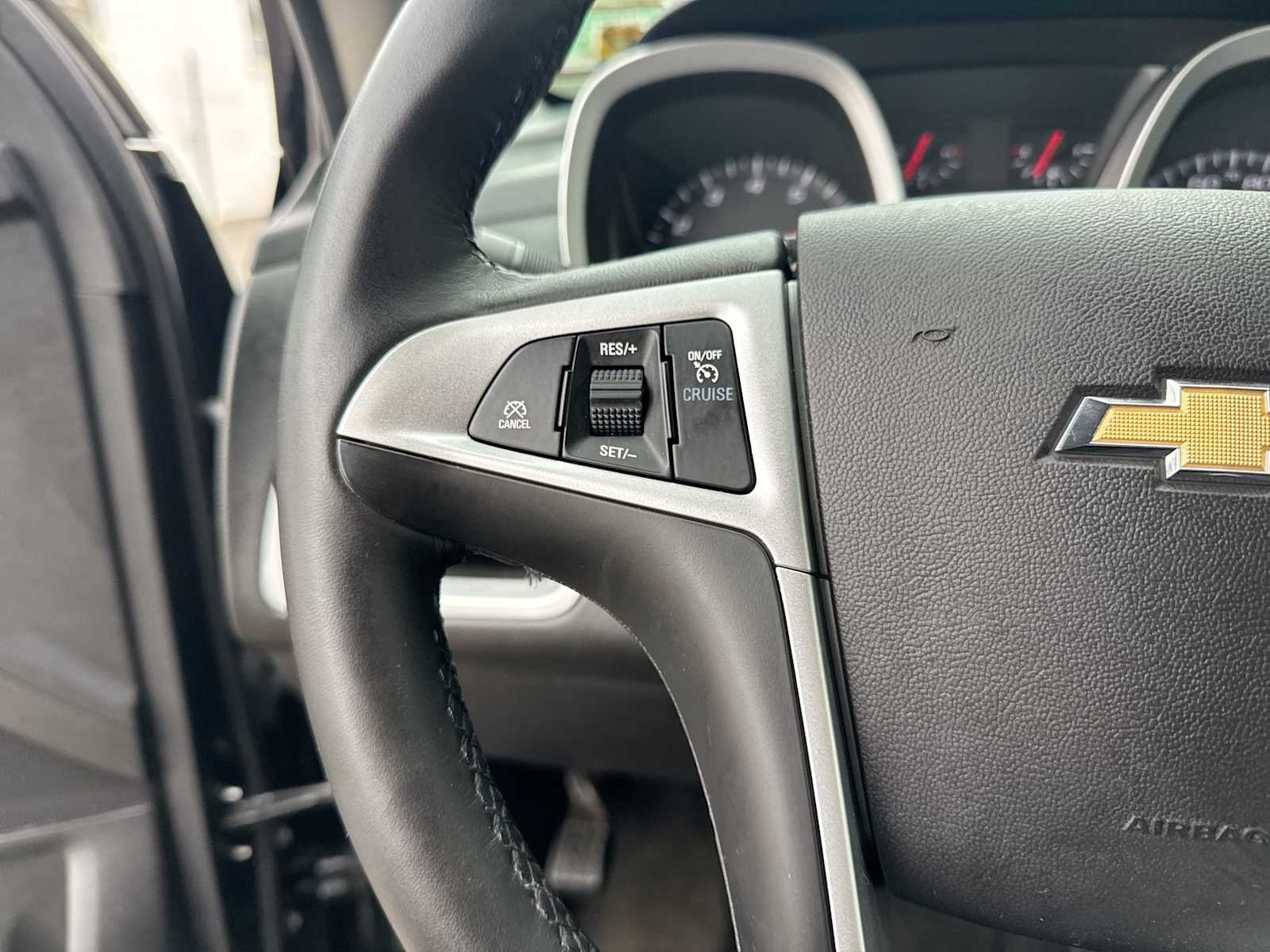 Thumbnail: 2017 Chevrolet Equinox - 24