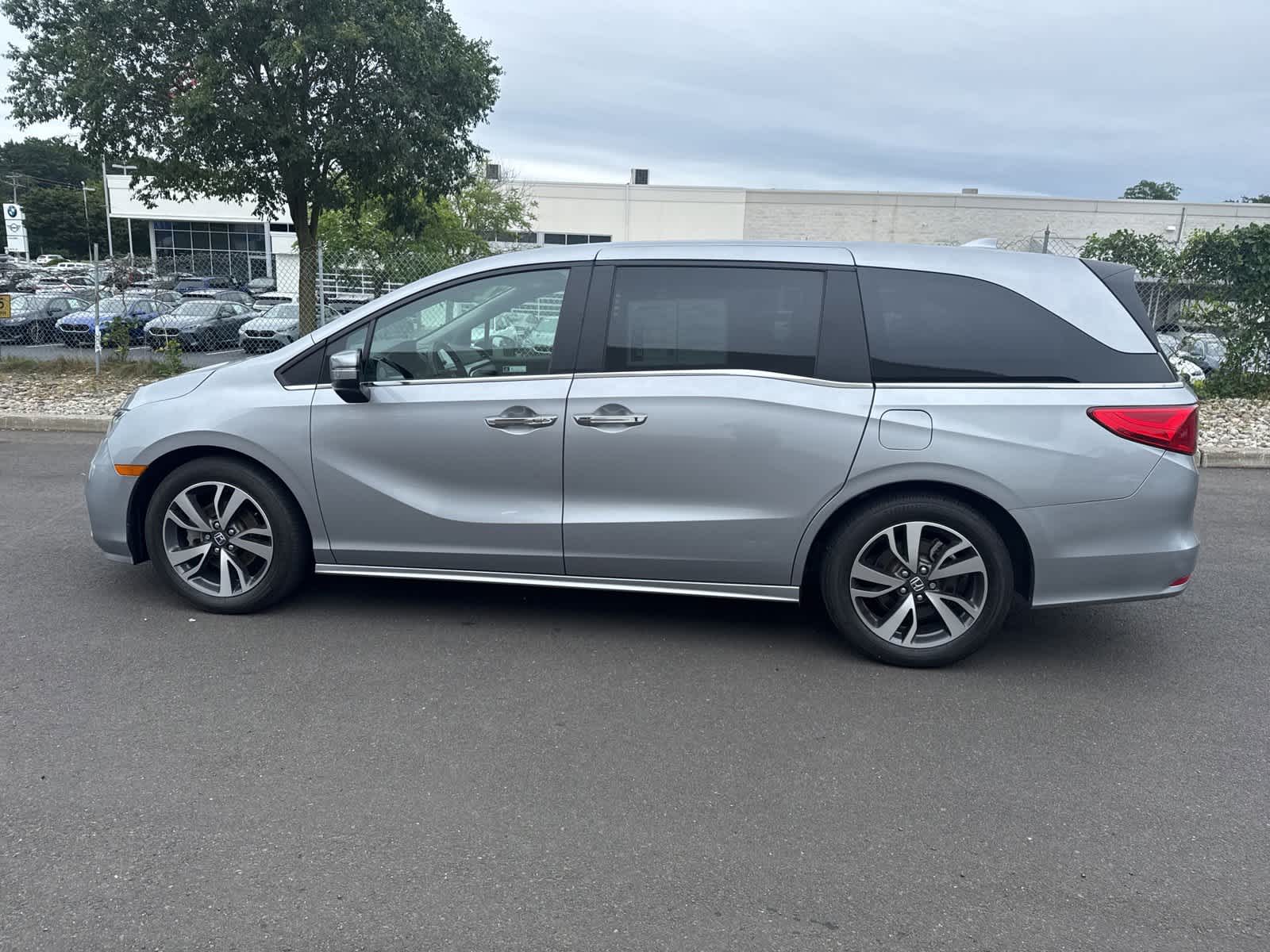 Thumbnail: 2022 Honda Odyssey - 2
