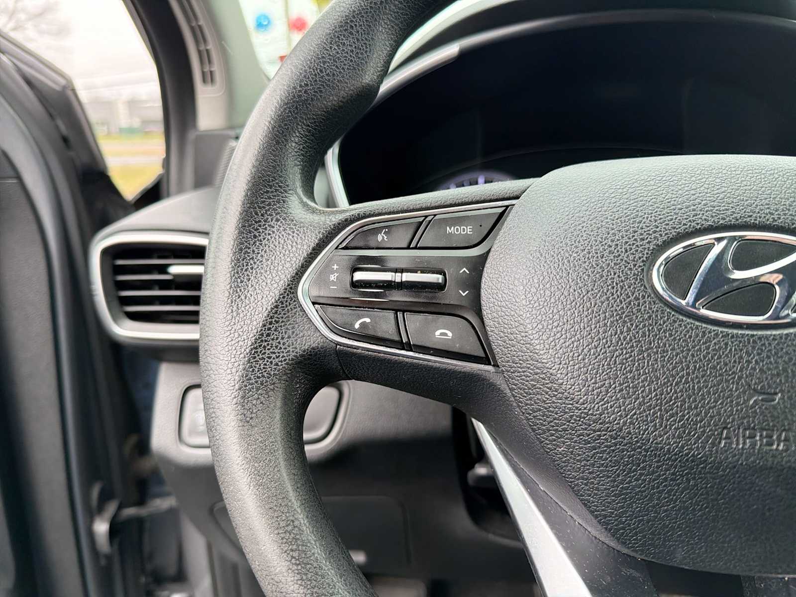 Thumbnail: 2019 Hyundai Santa Fe - 24