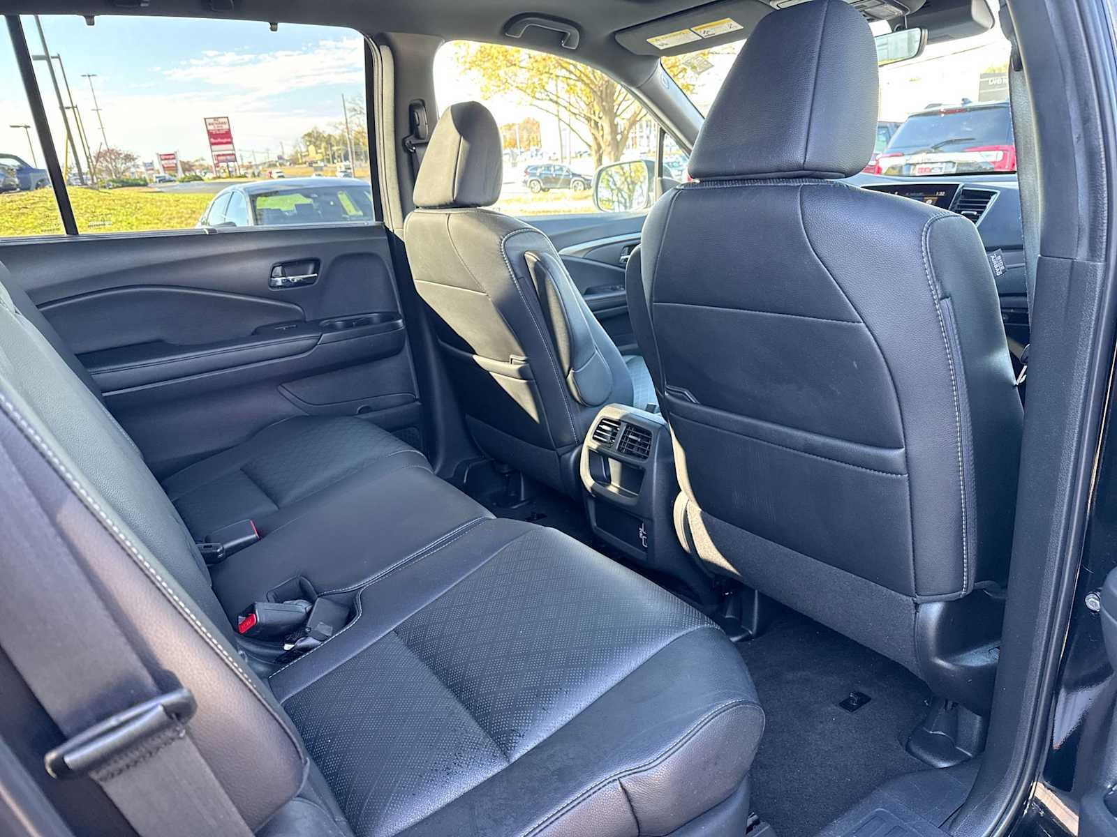 Thumbnail: 2019 Honda Passport - 14