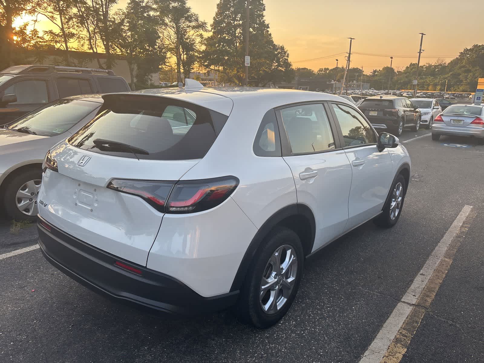 Thumbnail: 2023 Honda HR-V - 3