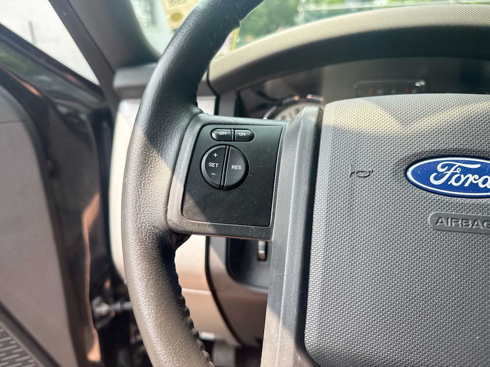2013 Ford Expedition Limited 19