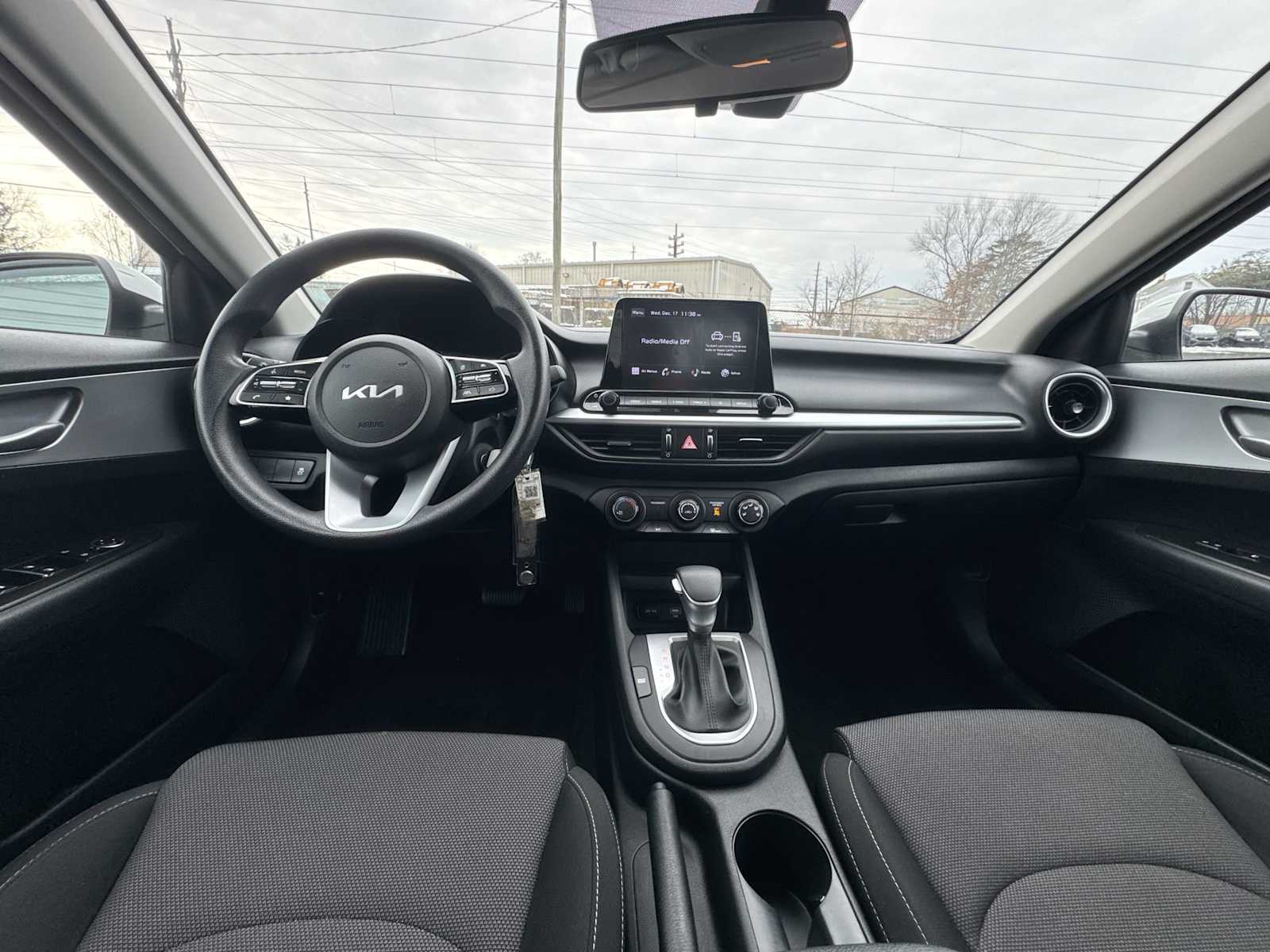 Thumbnail: 2022 Kia Forte - 20