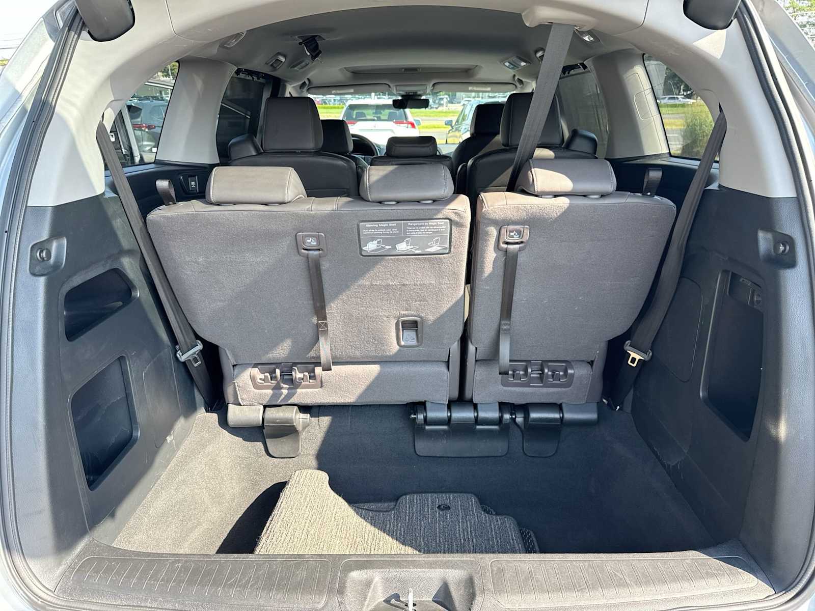 Thumbnail: 2023 Honda Odyssey - 32