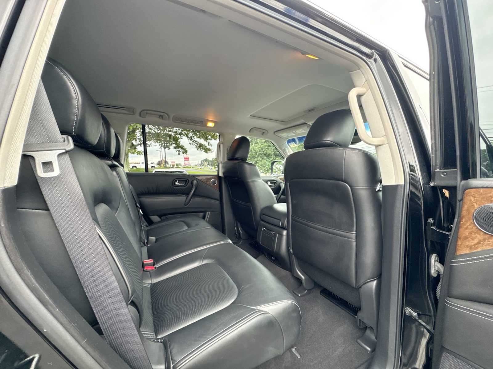 Thumbnail: 2016 INFINITI QX80 - 14