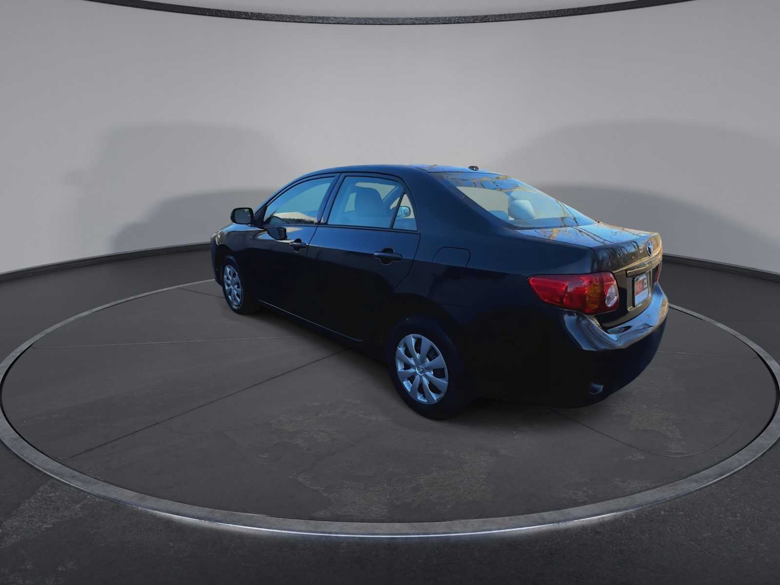 Thumbnail: 2010 Toyota Corolla - 6