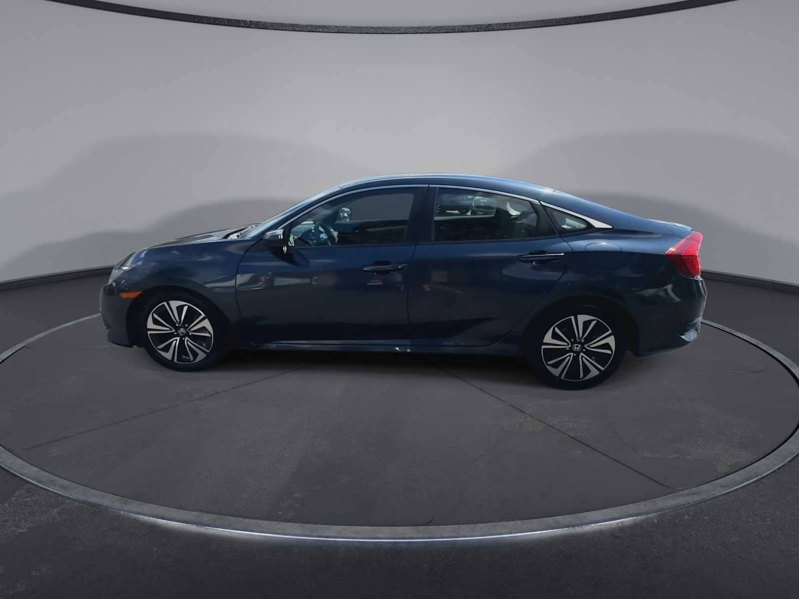Thumbnail: 2017 Honda Civic - 5