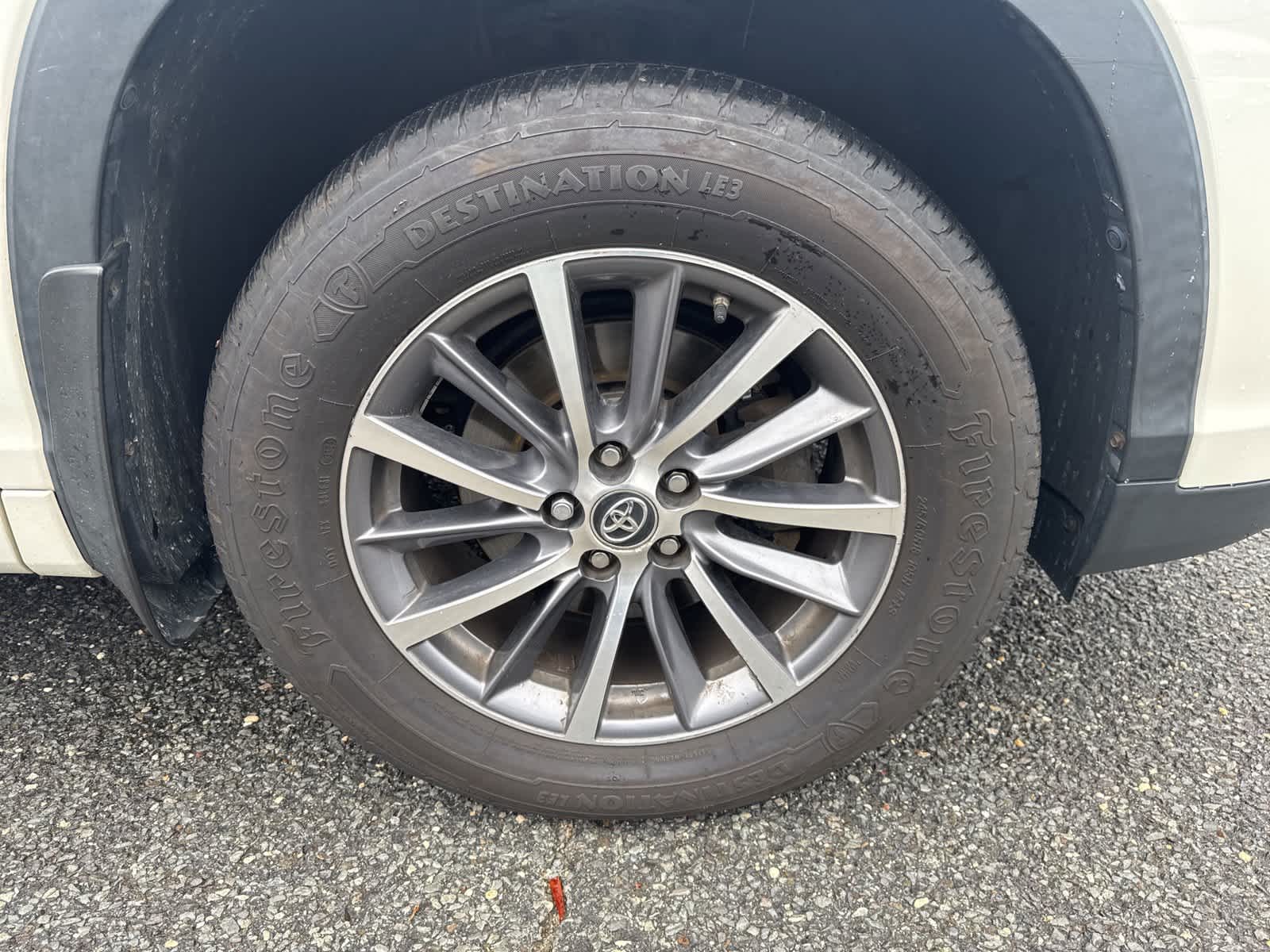 Thumbnail: 2018 Toyota Highlander - 27
