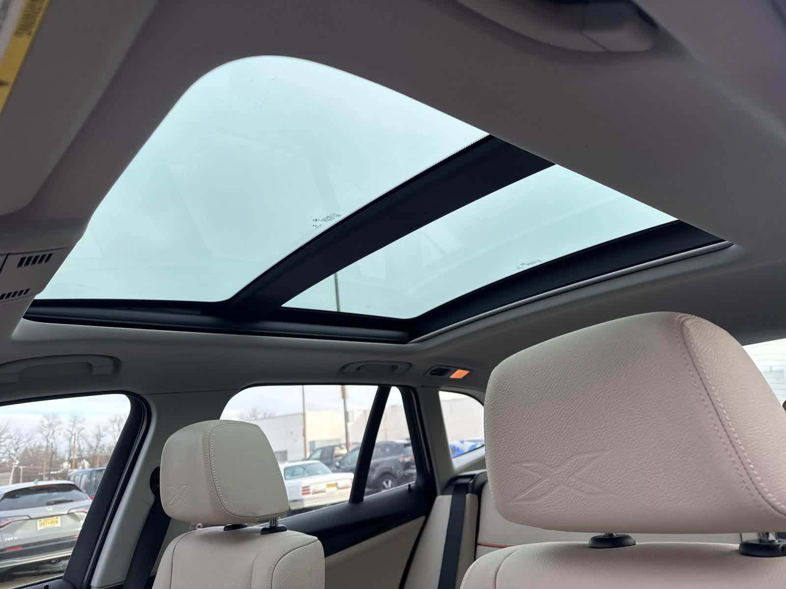 Thumbnail: 2014 BMW X1 - 19