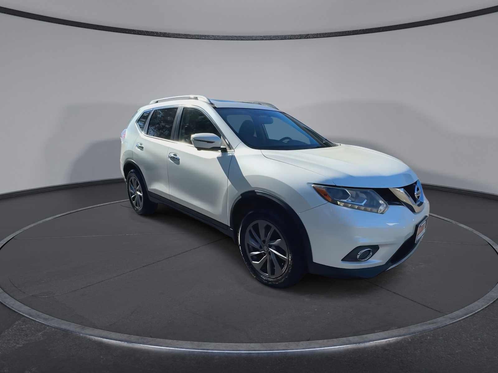 Thumbnail: 2016 Nissan Rogue - 2