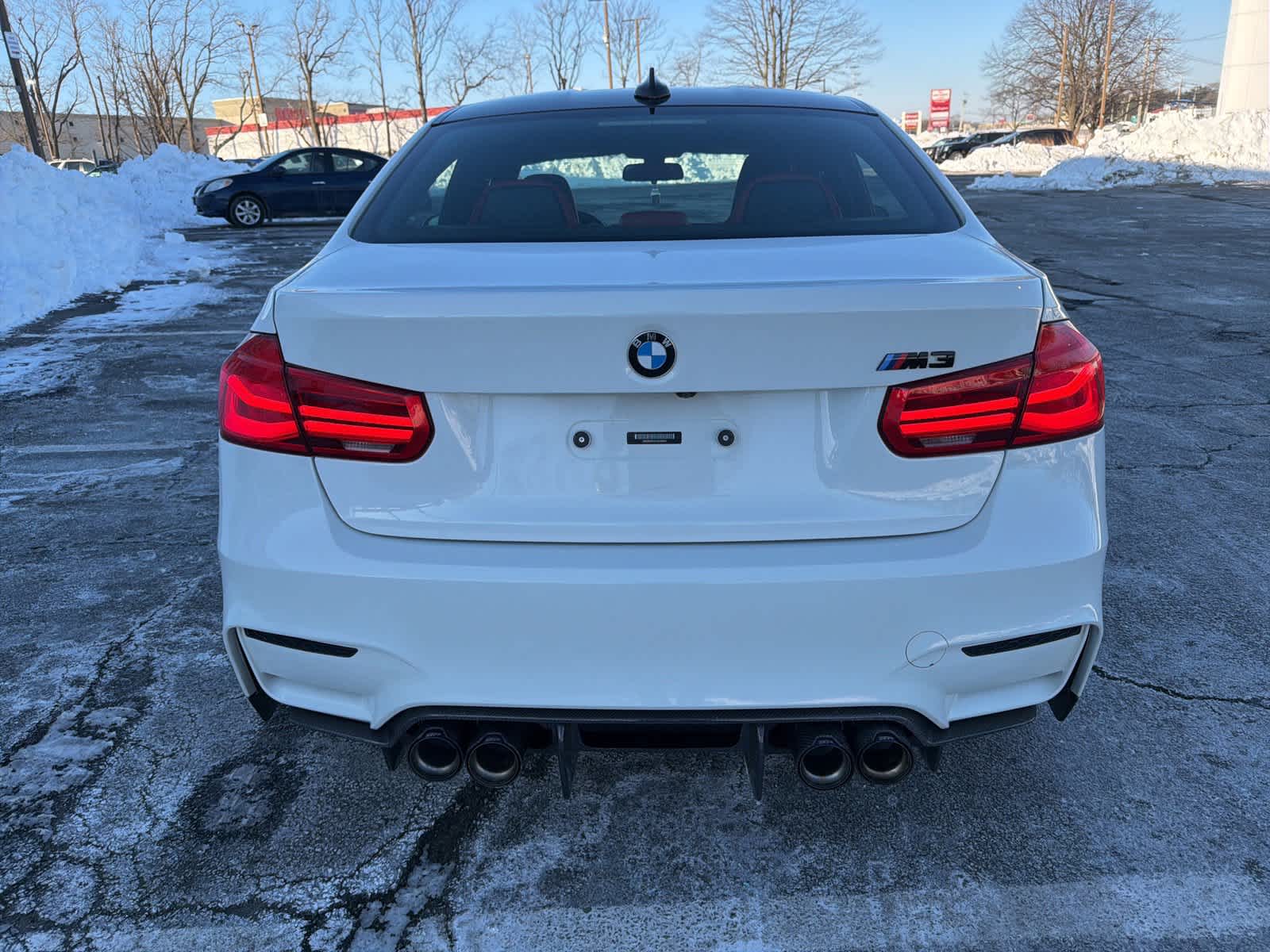 Thumbnail: 2018 BMW M3 - 4