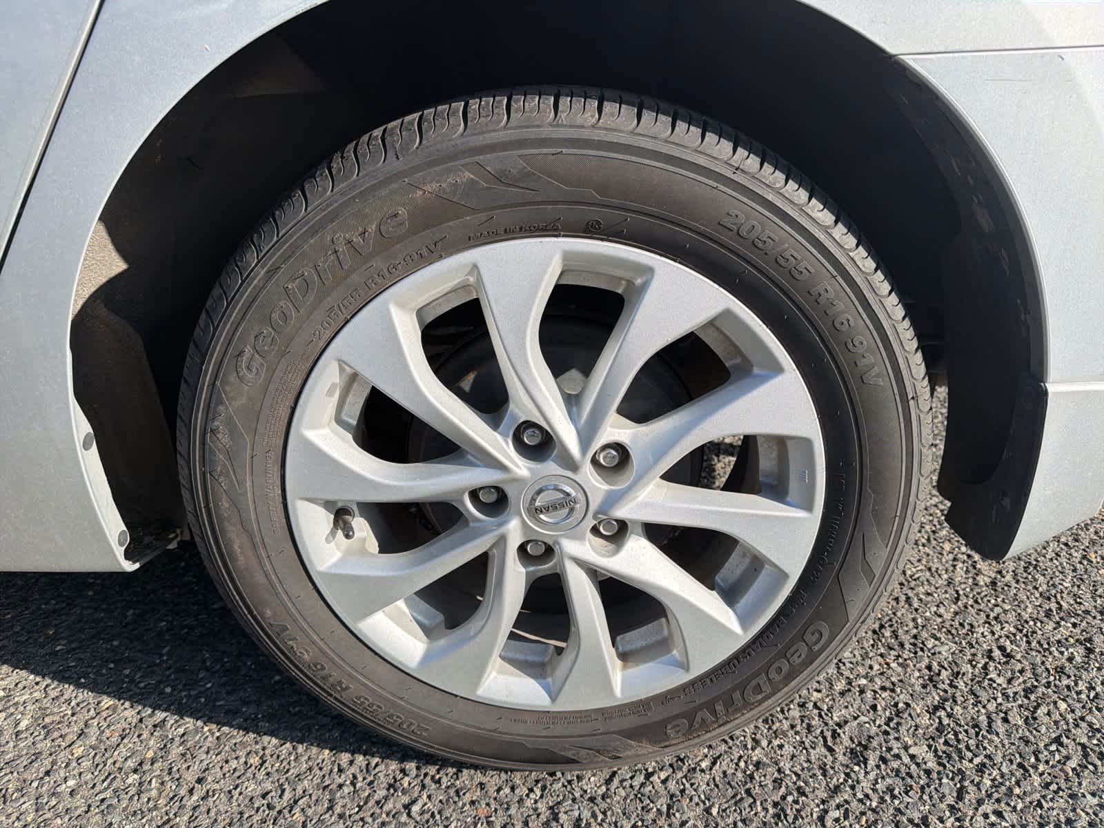 Thumbnail: 2018 Nissan Sentra - 22