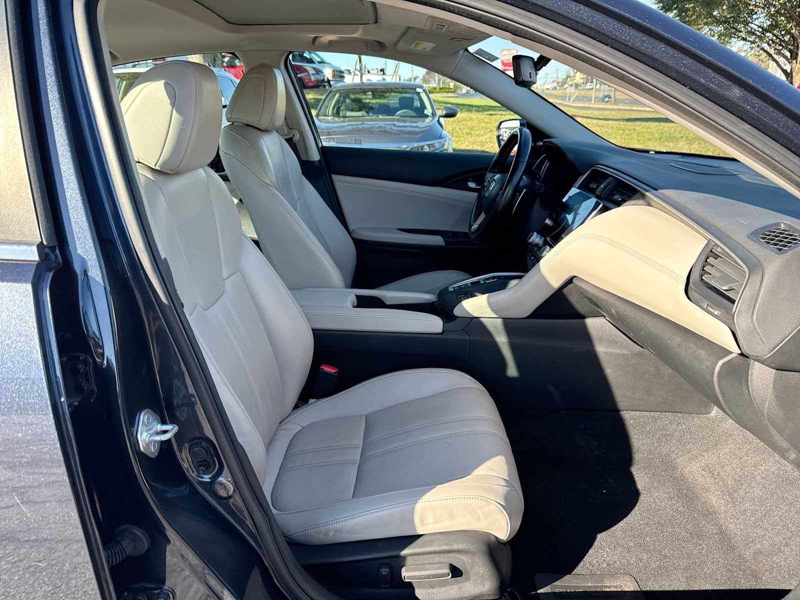 Thumbnail: 2021 Honda Insight - 15