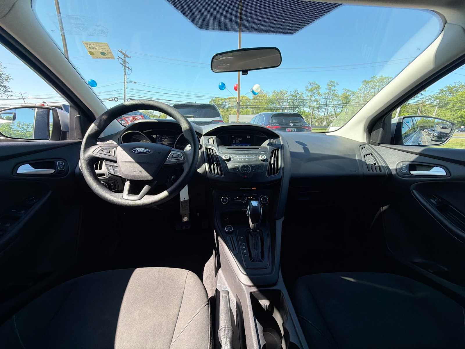 Thumbnail: 2015 Ford Focus - 20