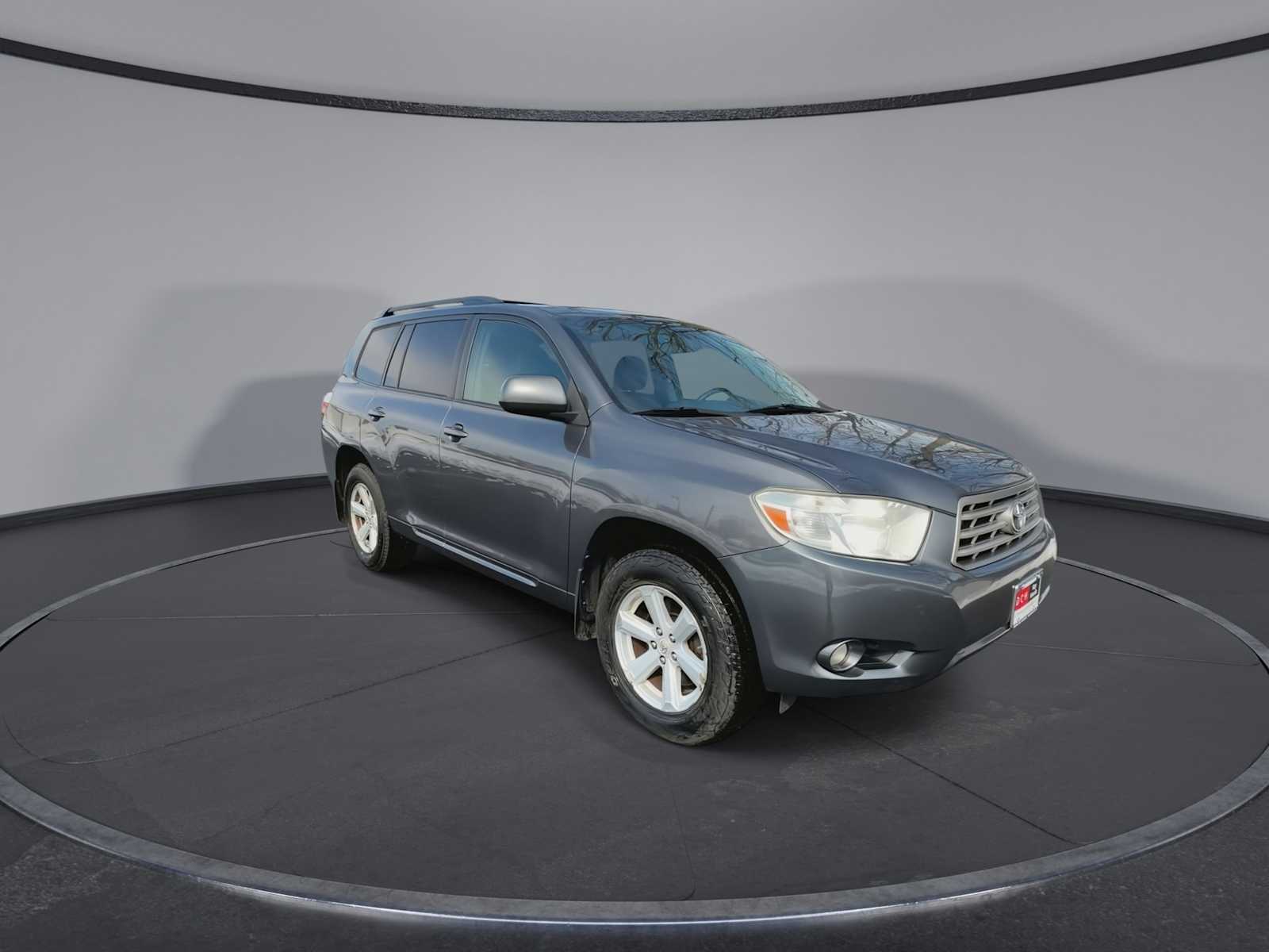Thumbnail: 2010 Toyota Highlander - 2