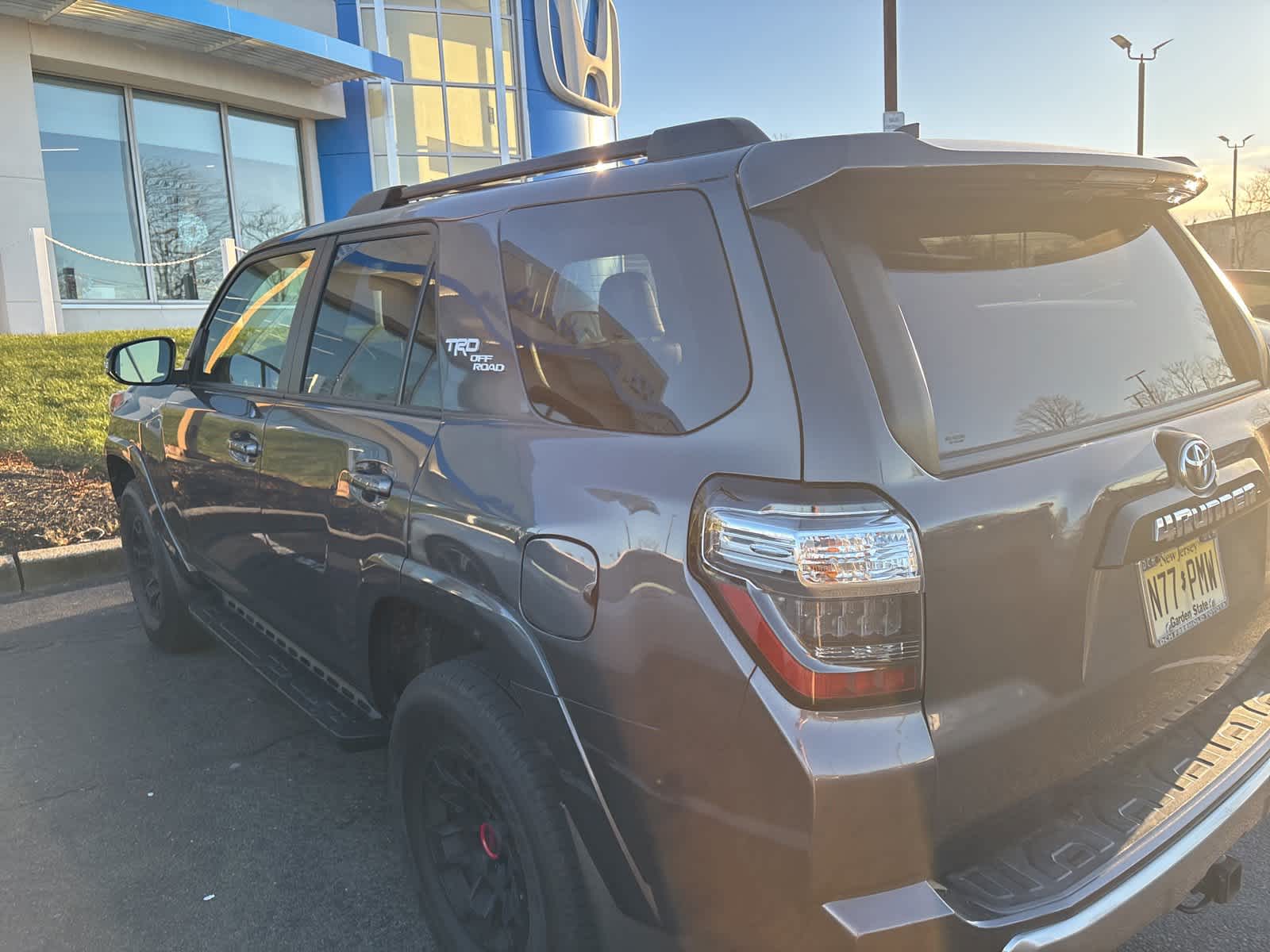 Thumbnail: 2022 Toyota 4Runner - 6