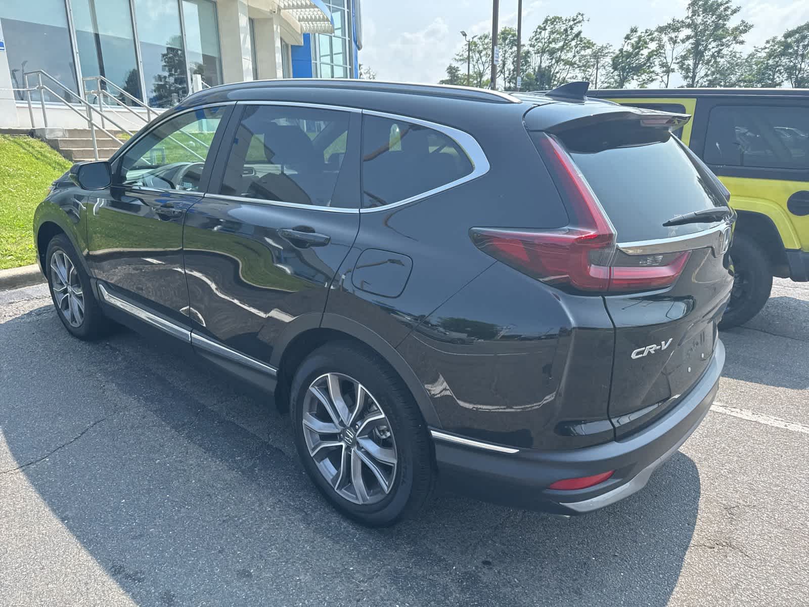 2022 Honda CR-V Touring 3