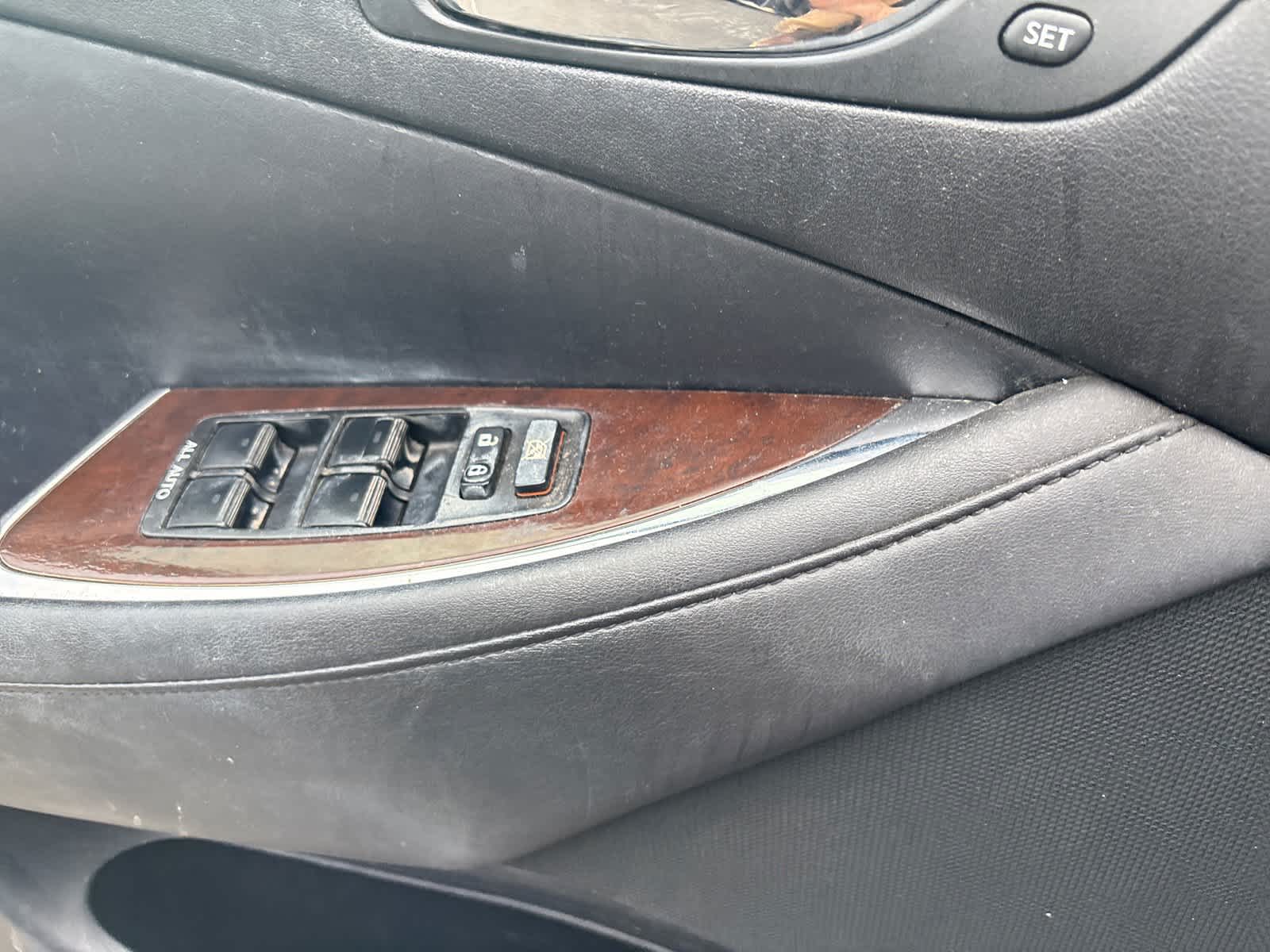 Thumbnail: 2011 Lexus ES - 10