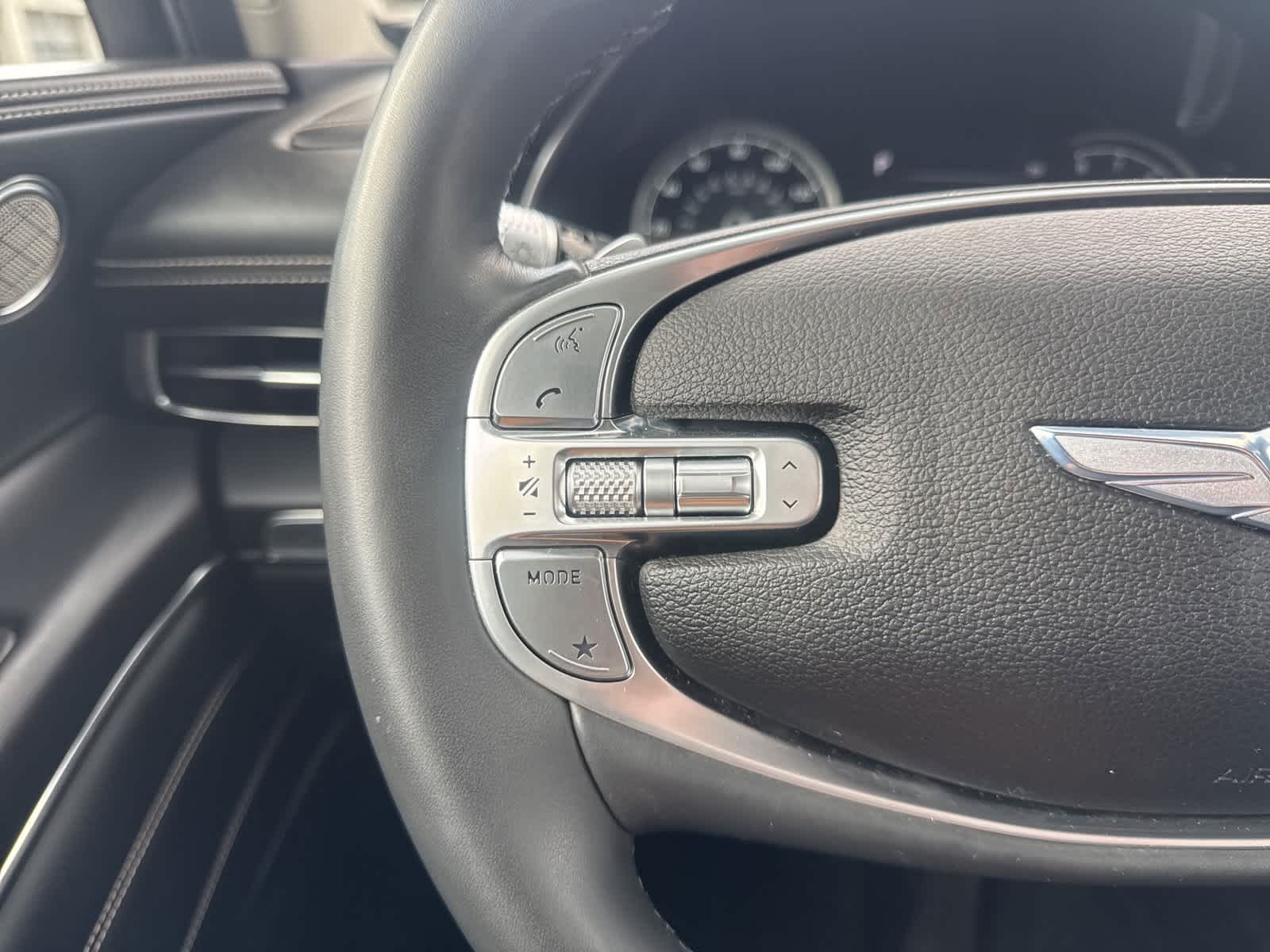 Thumbnail: 2022 Genesis GV80 - 15