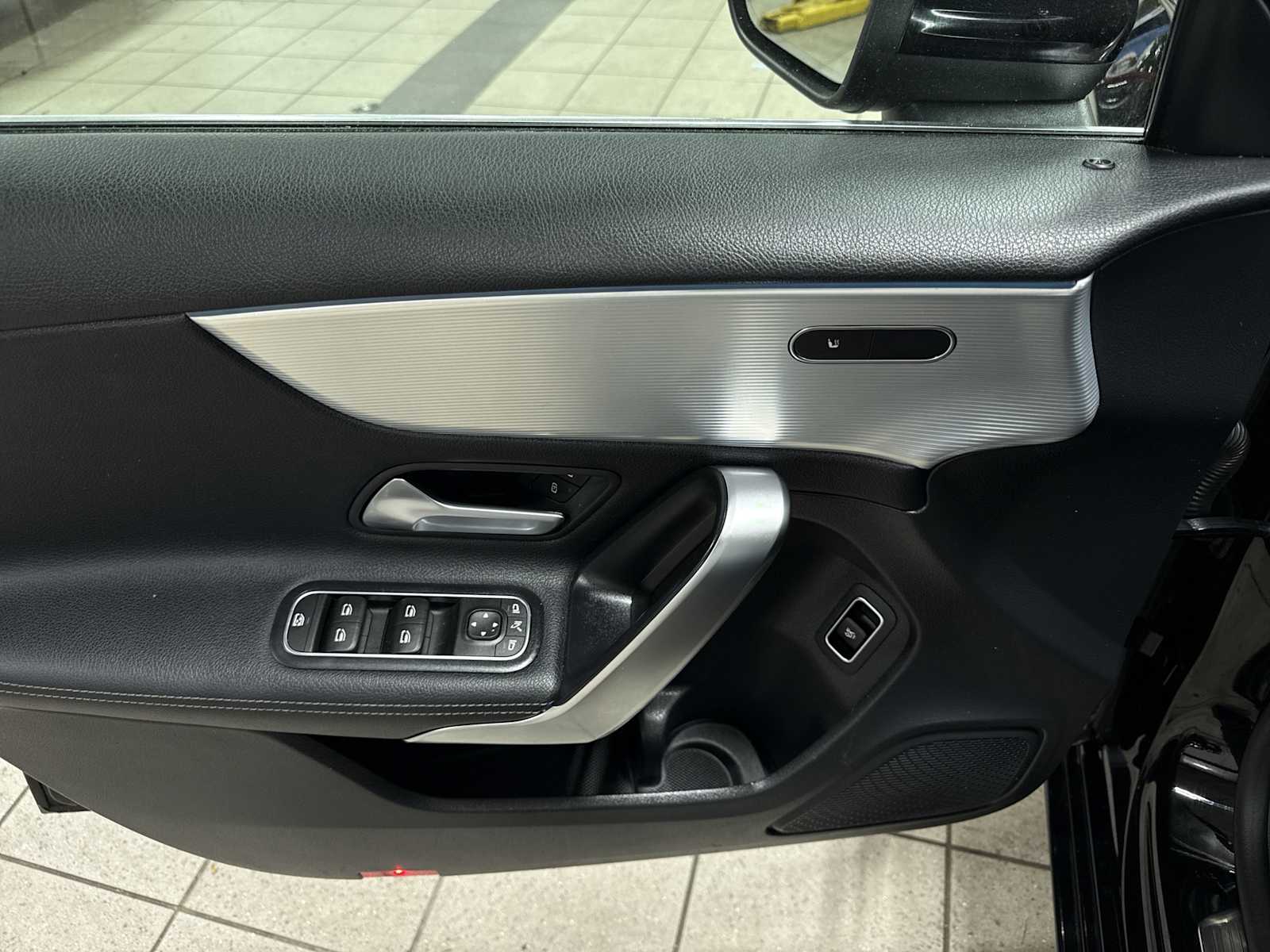 Thumbnail: 2022 Mercedes-Benz A-Class - 22