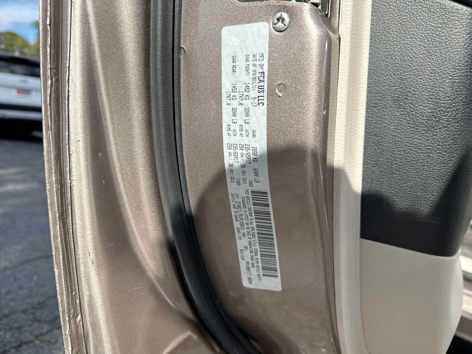 Thumbnail: 2018 Chrysler Pacifica - 33