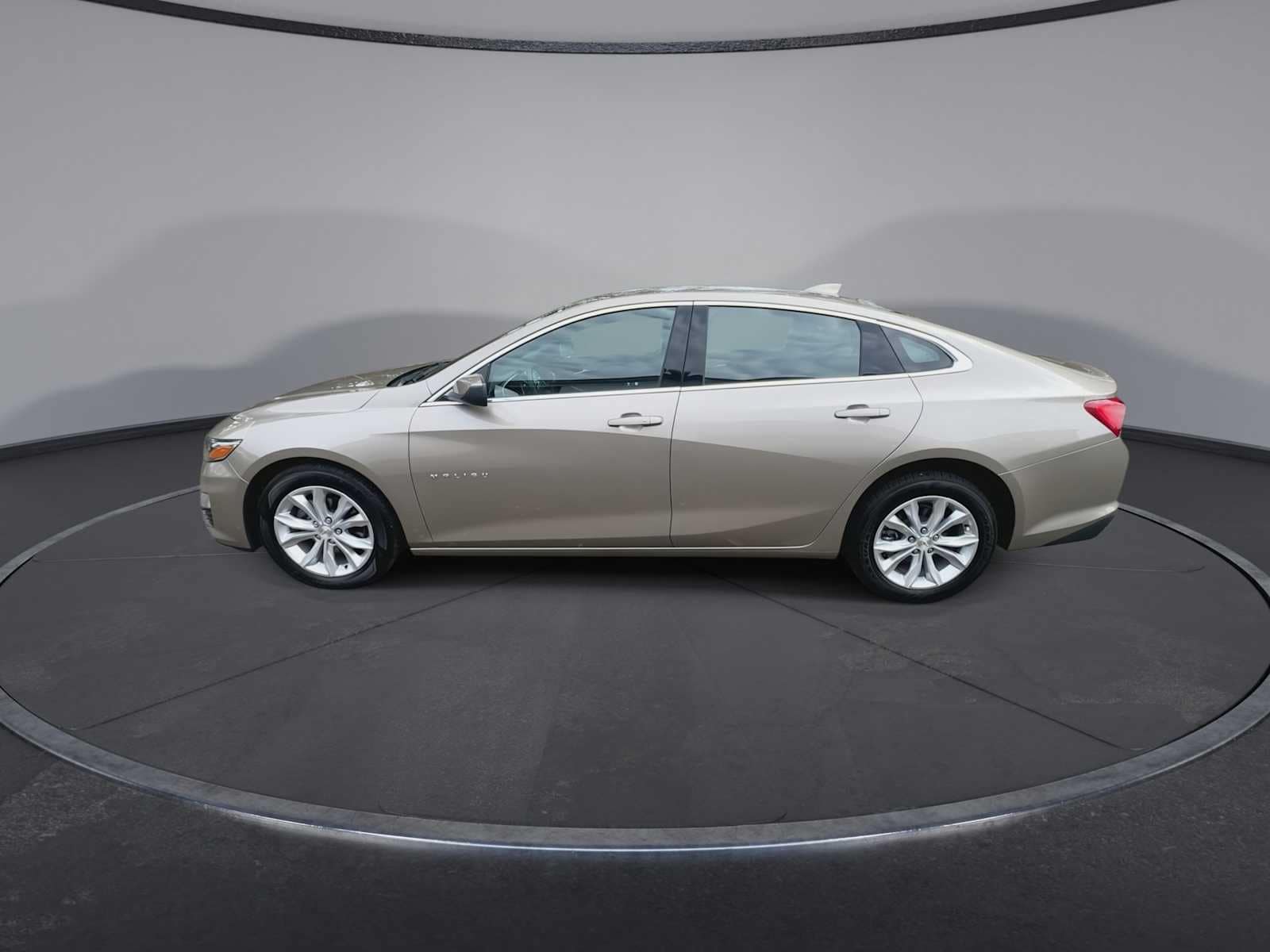 Thumbnail: 2025 Chevrolet Malibu - 5