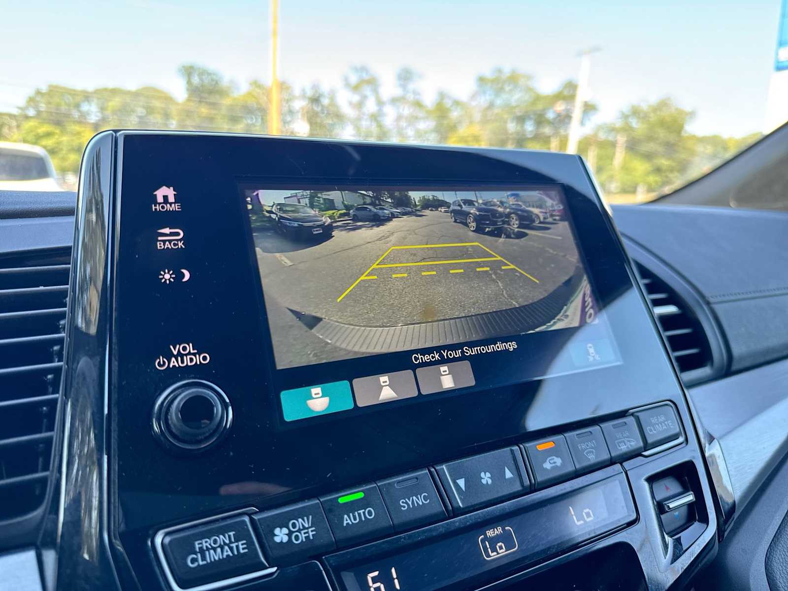 Thumbnail: 2023 Honda Odyssey - 28