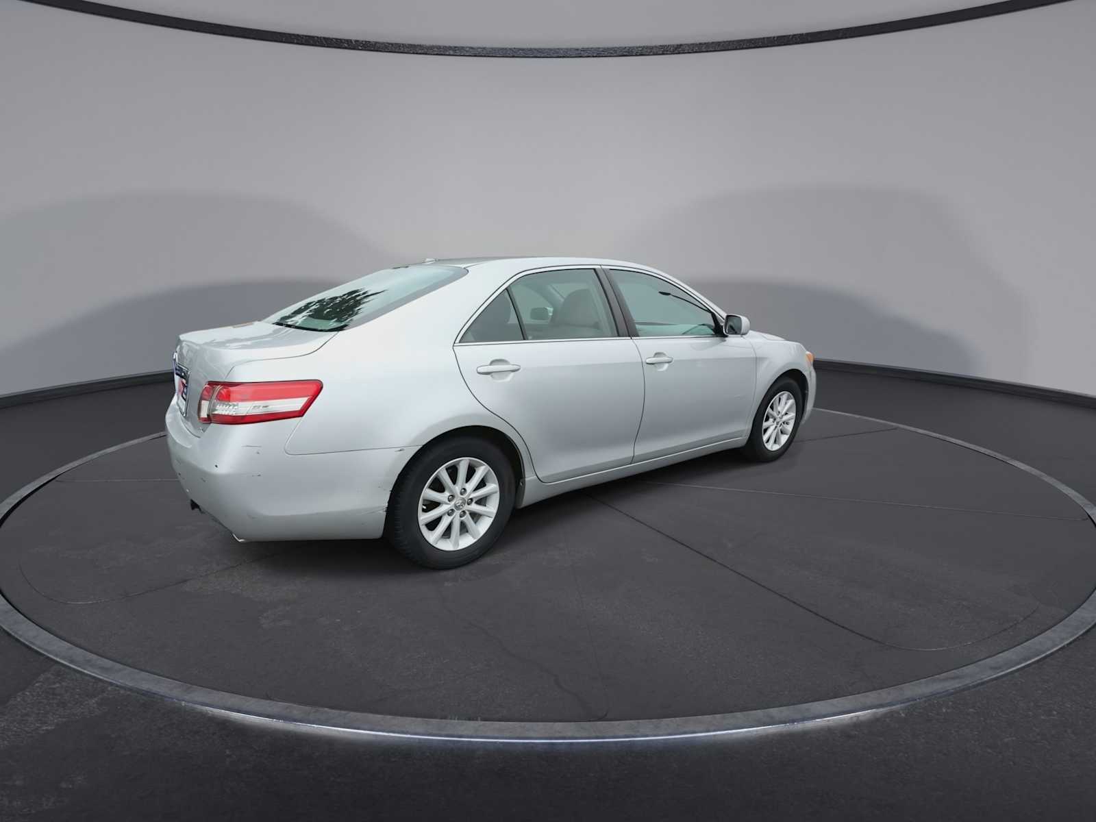 Thumbnail: 2010 Toyota Camry - 8