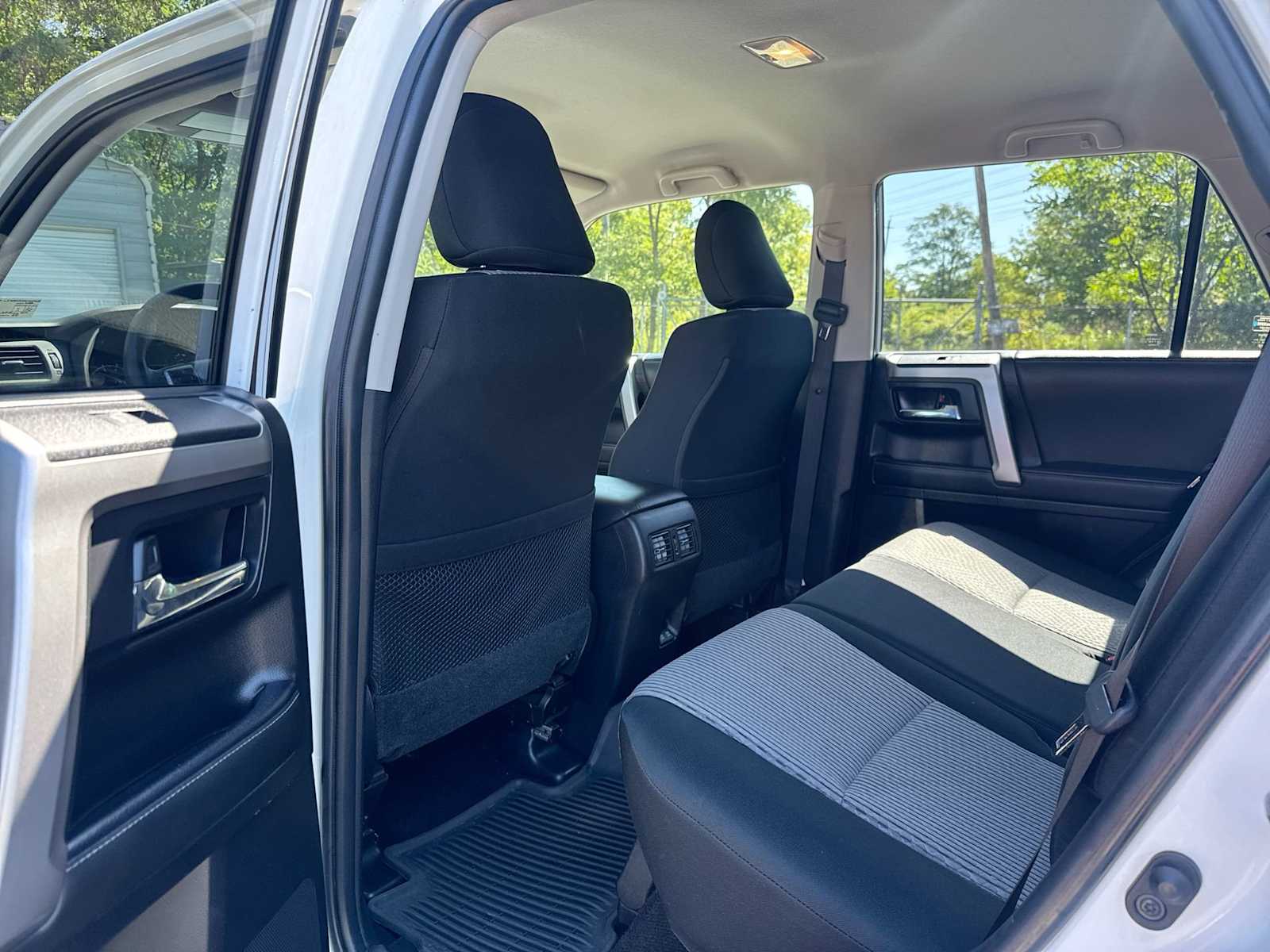 Thumbnail: 2021 Toyota 4Runner - 12
