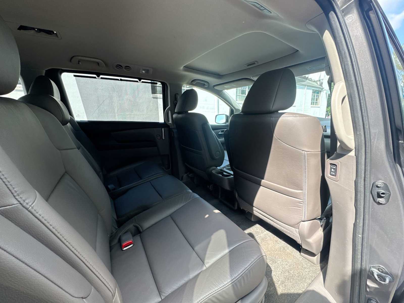 Thumbnail: 2013 Honda Odyssey - 14