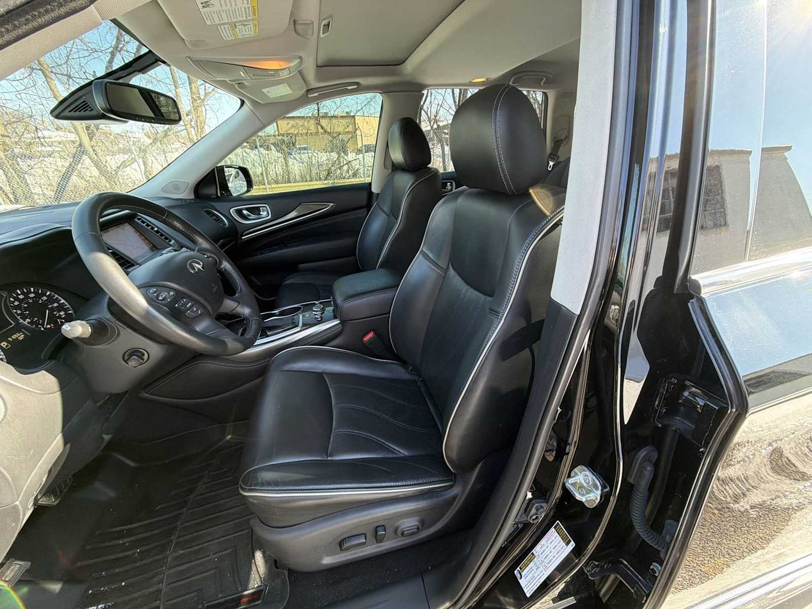 Thumbnail: 2020 INFINITI QX60 - 20