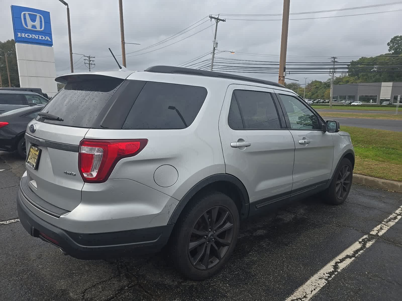 Thumbnail: 2019 Ford Explorer - 5