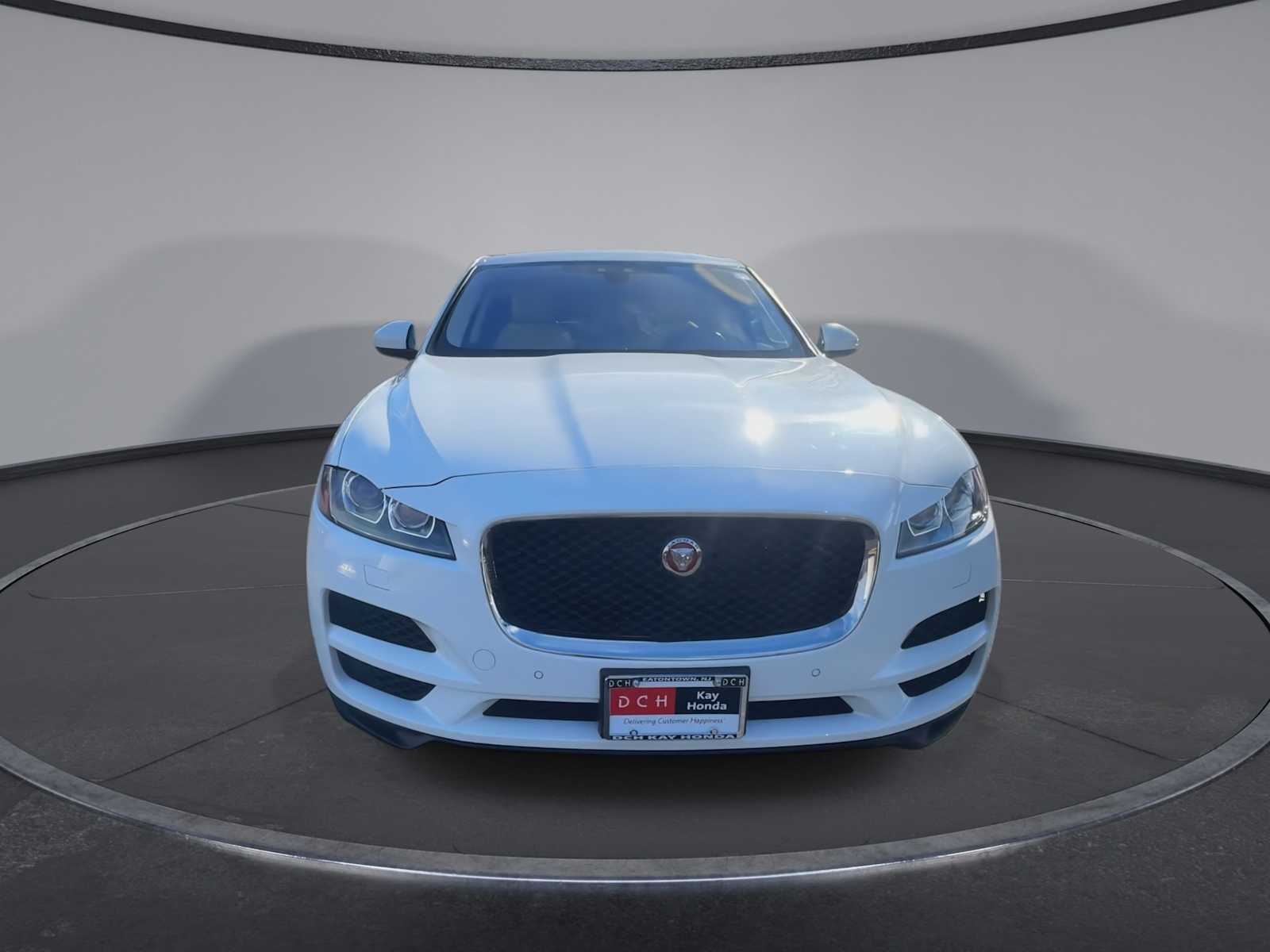 2020 Jaguar F-PACE Premium photo 3