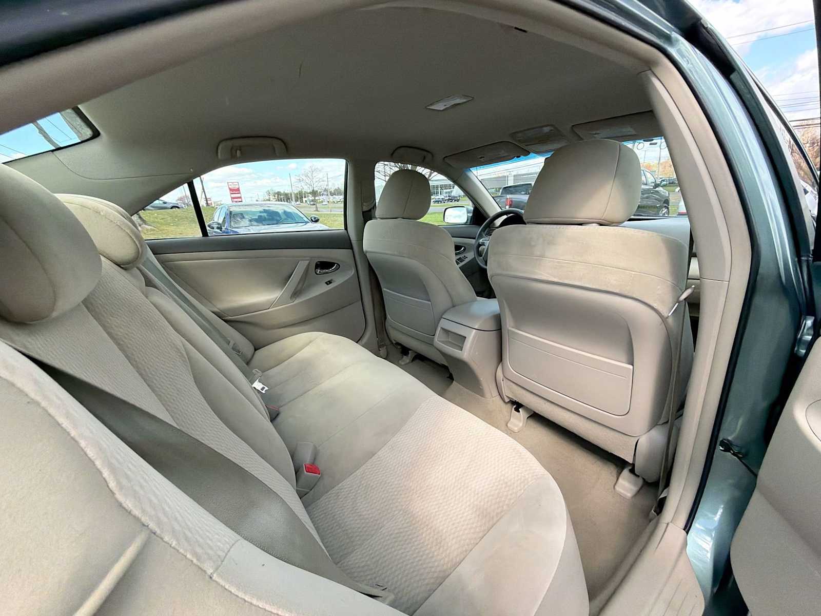 Thumbnail: 2011 Toyota Camry - 14