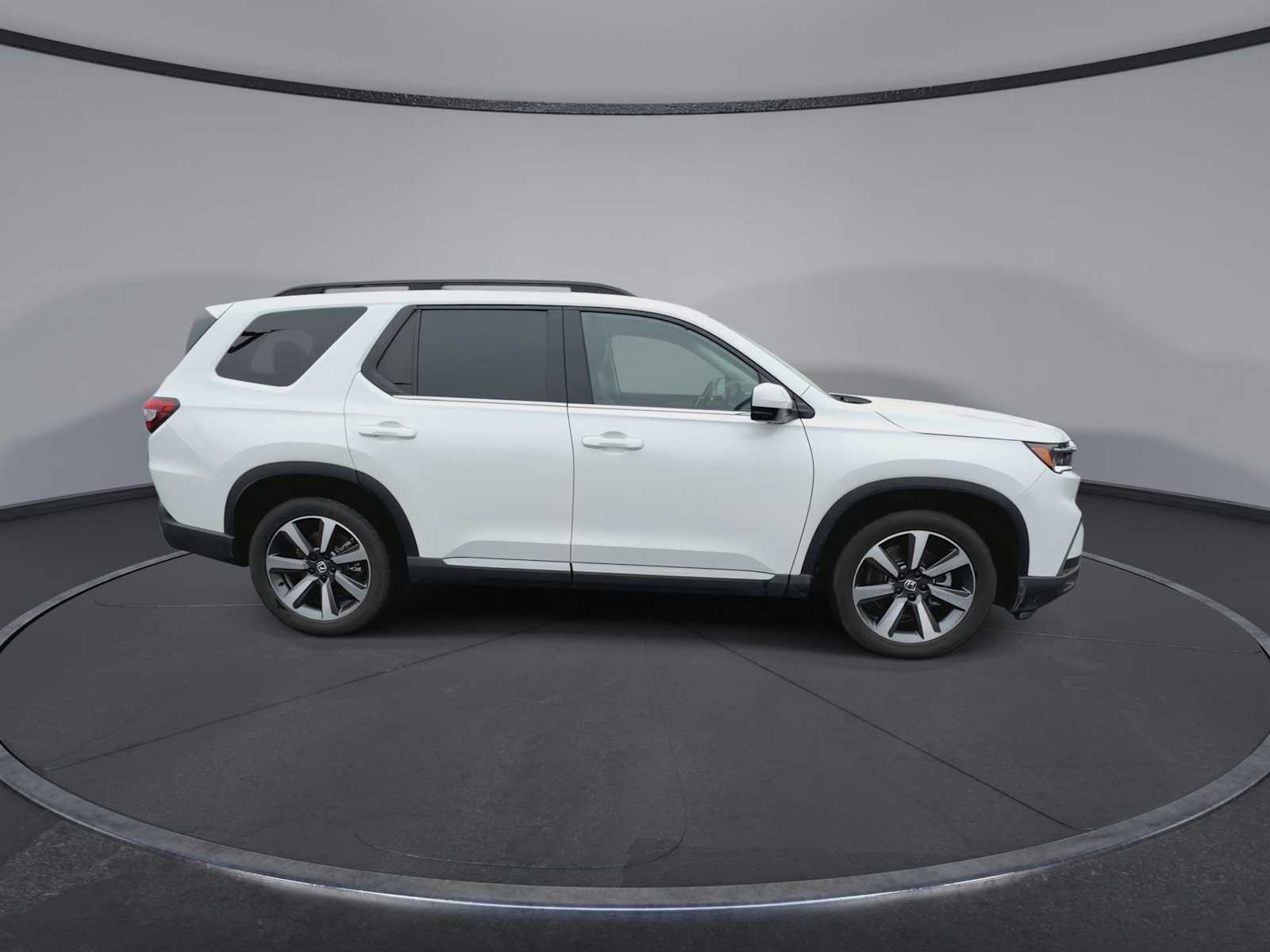 Thumbnail: 2025 Honda Pilot - 9