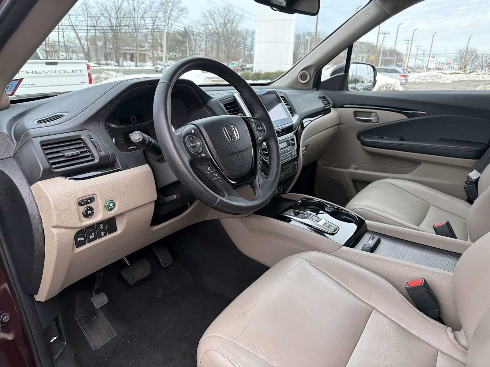 Thumbnail: 2016 Honda Pilot - 10